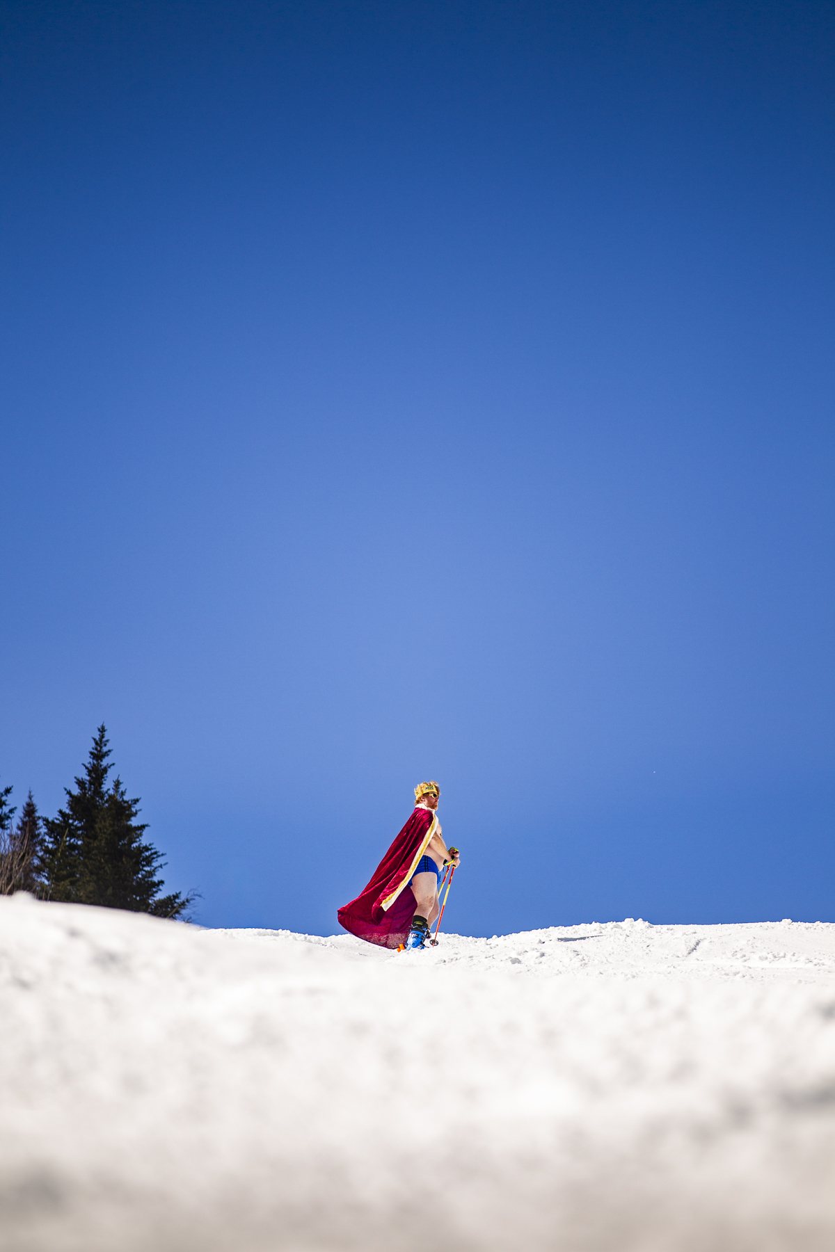 The King on the ridge against a deep-blue Killington sky